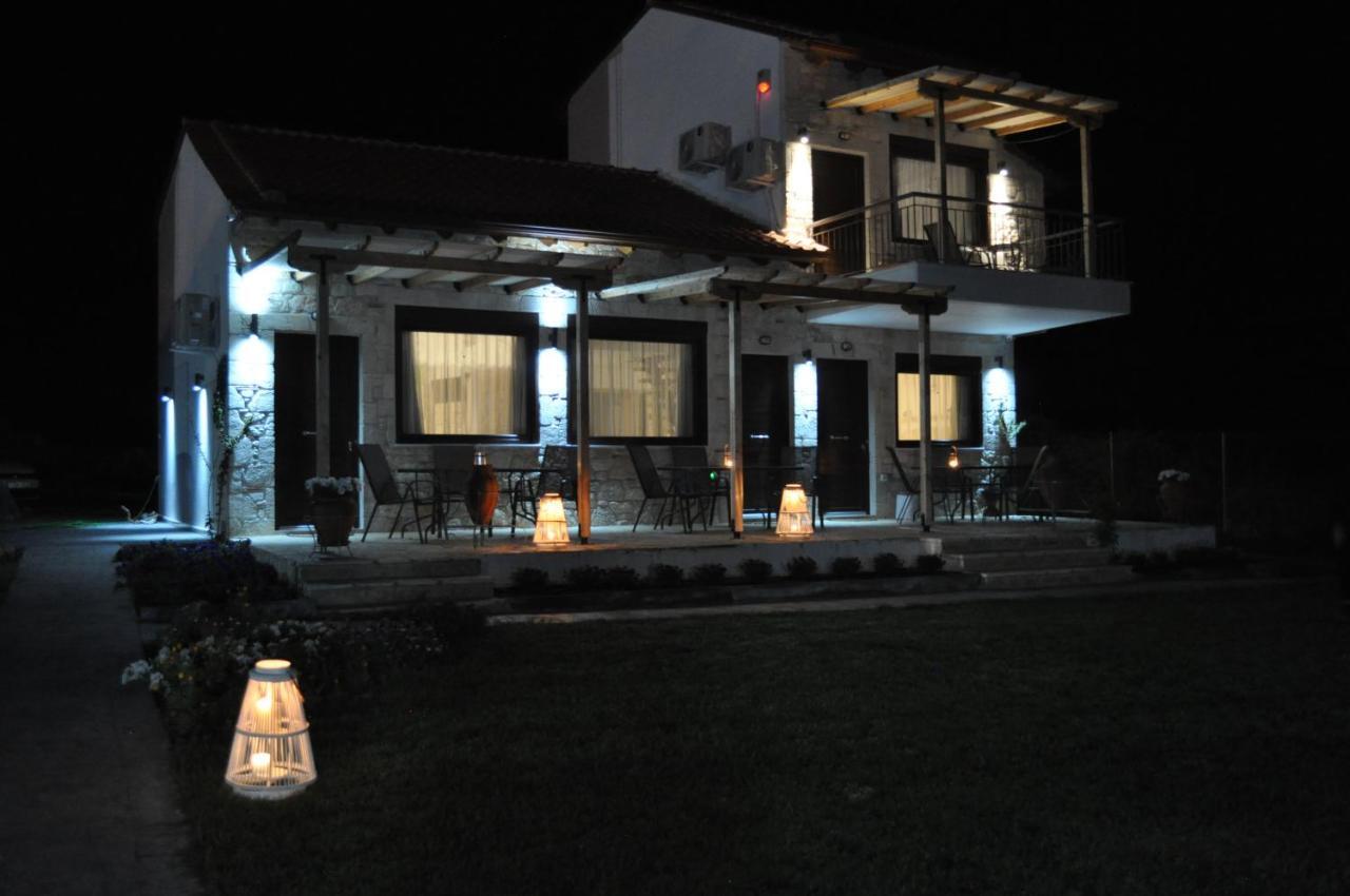Agrielia Apartments เปฟโกโฮรี ภายนอก รูปภาพ